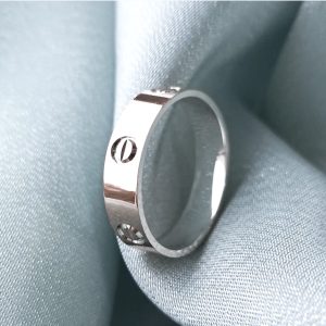 Альтернативний вигляд Срібна каблучка, обручка 19 Love родована 925 без каменів